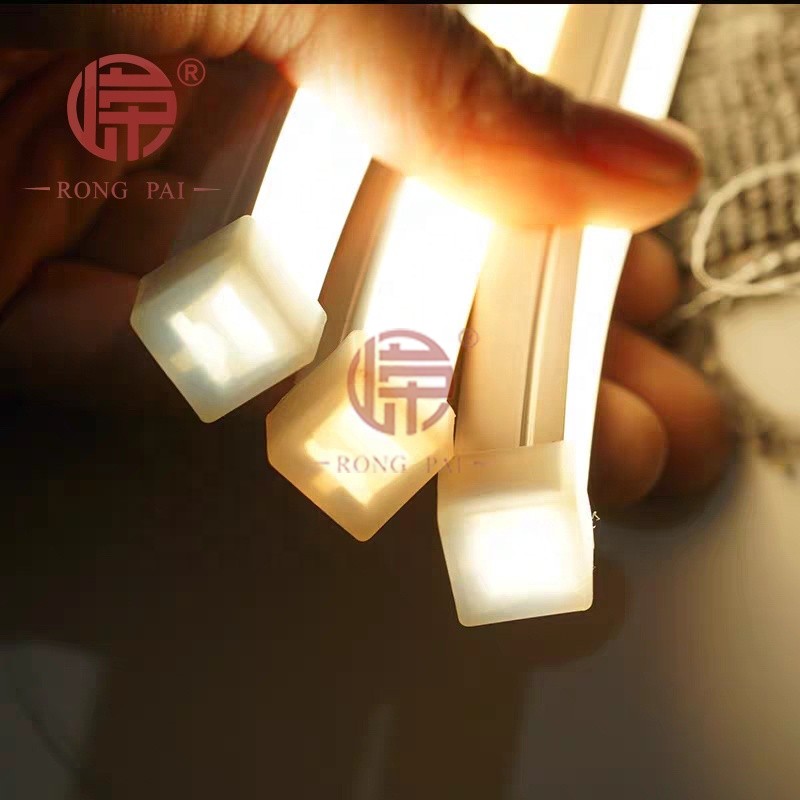 矽膠燈帶對比傳統光源的優點-常州糖心传媒橡塑製品（pǐn）有限（xiàn）公司